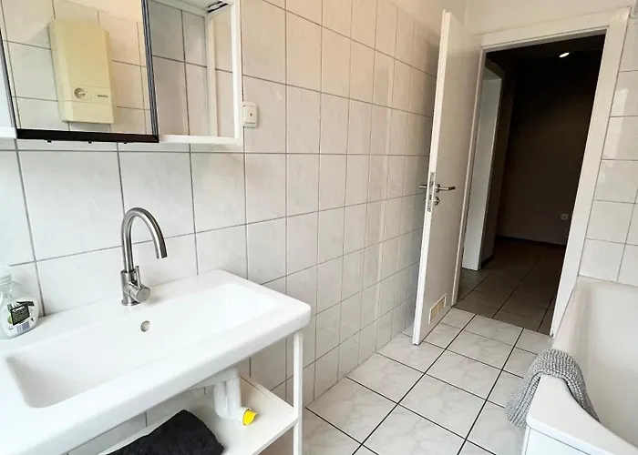 Apartman 10e 90qm Wi-fi Free Parking Calm Back House Dortmund