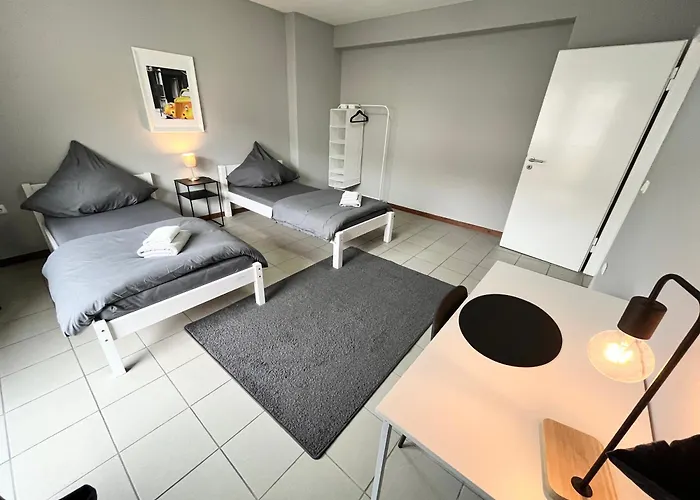 Apartman 10e 90qm Wi-fi Free Parking Calm Back House *