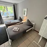 10e 90qm Wi-fi Free Parking Calm Back House