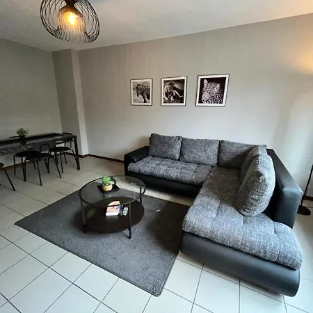 10e 90qm Wi-fi Free Parking Calm Back House Apartament