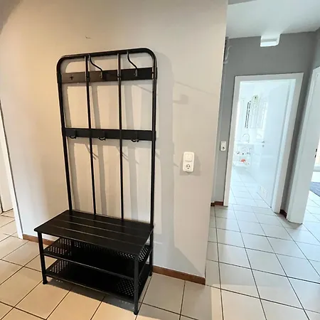10e 90qm Wi-fi Free Parking Calm Back House Apartament *