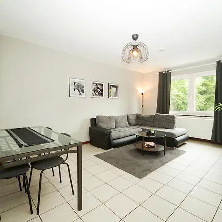 10e 90qm Wi-fi Free Parking Calm Back House Apartament