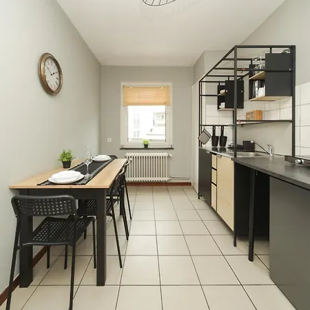 10e 90qm Wi-fi Free Parking Calm Back House