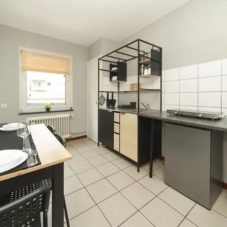 Apartament 10e 90qm Wi-fi Free Parking Calm Back House