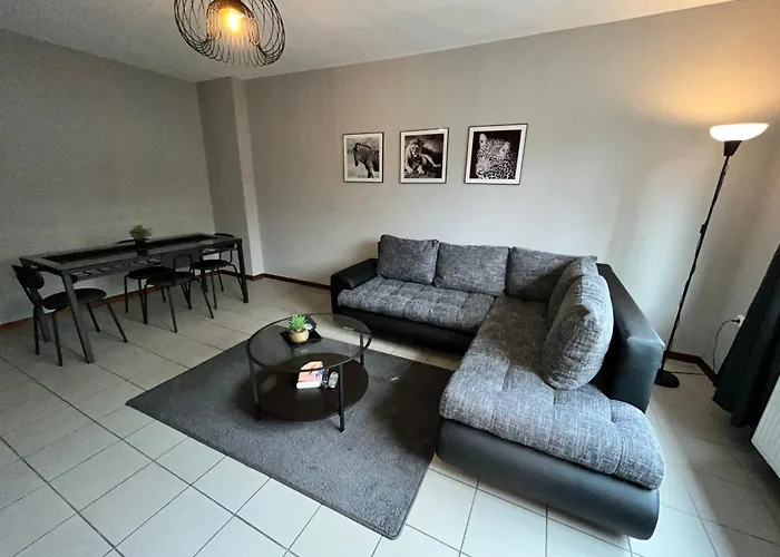 10e 90qm Wi-fi Free Parking Calm Back House 公寓