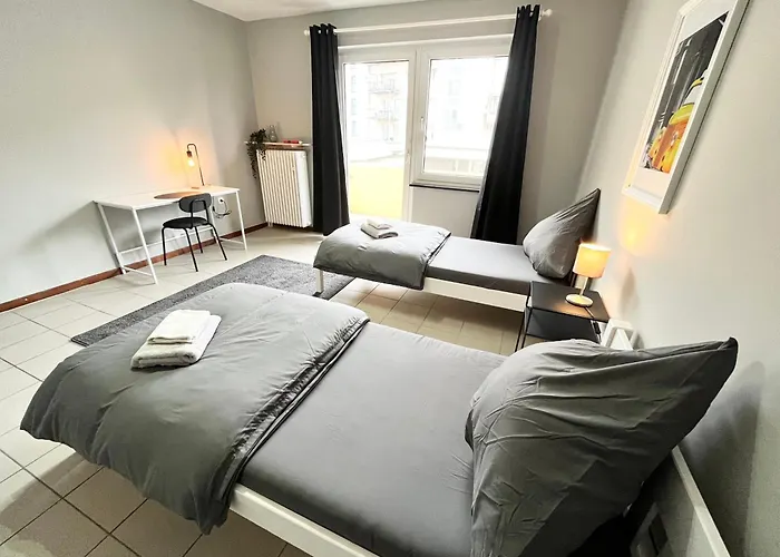 10e 90qm Wi-fi Free Parking Calm Back House