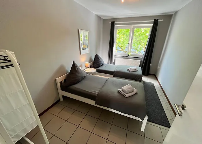 10e 90qm Wi-fi Free Parking Calm Back House 公寓 多特蒙德