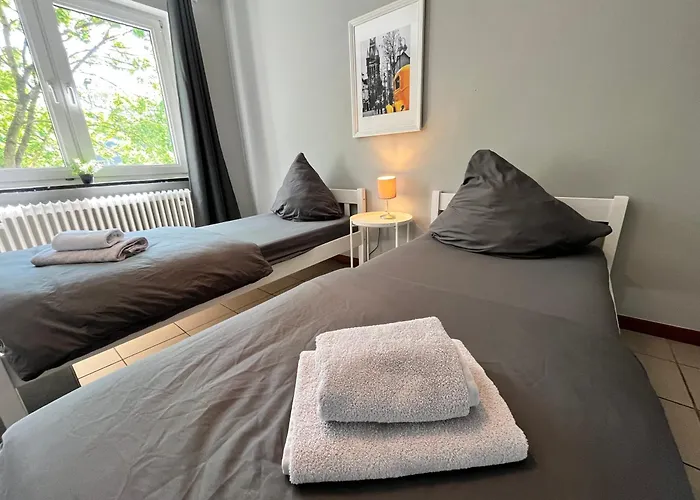 10e 90qm Wi-fi Free Parking Calm Back House